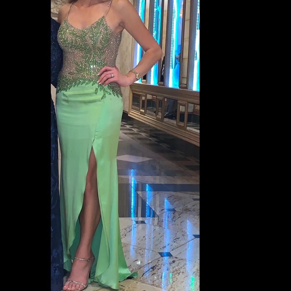 Prom dress Sherri hill